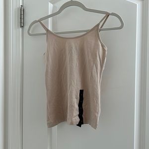 ✨Last Chance ✨NWT Banana Republic Basic Nude Tank